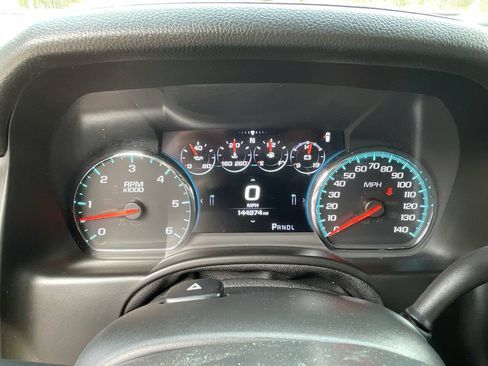 Used 2018 GMC Yukon Denali RWD image 16