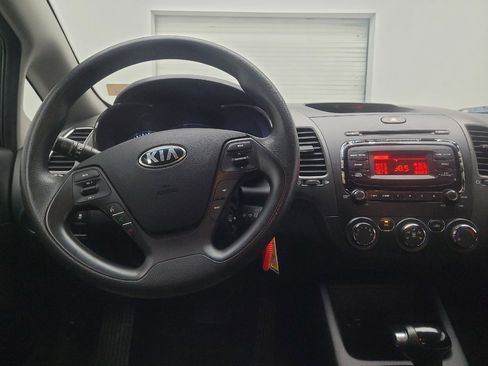 Used 2017 Kia Forte LX FWD image 22