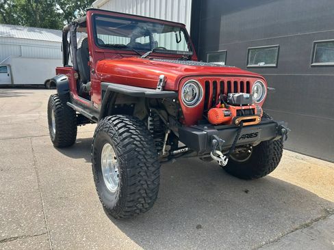 Used 1997 Jeep Wrangler Sport AWD/4WD image 2
