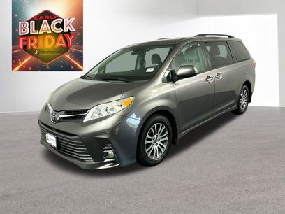 Used 2019 Toyota Sienna XLE