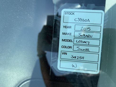 Used 2015 Subaru Legacy 3.6R Limited AWD/4WD image 2