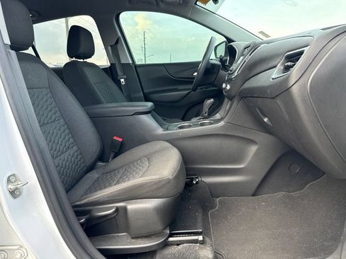 Used 2020 Chevrolet Equinox LT FWD image 10