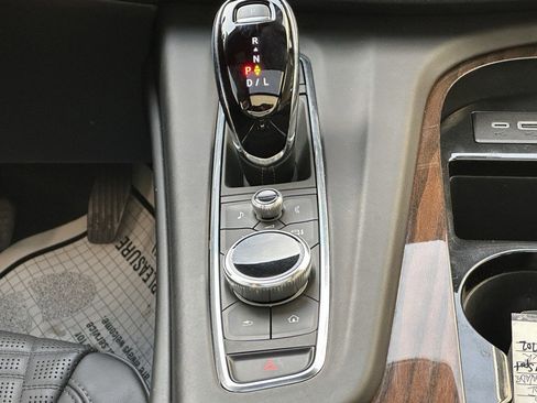 Certified 2023 Cadillac Escalade ESV Sport Platinum w/ LPO, ONYX Package image 13