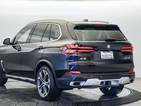 Used 2026 BMW X5 sDrive40i w/ Premium Package RWD image 2