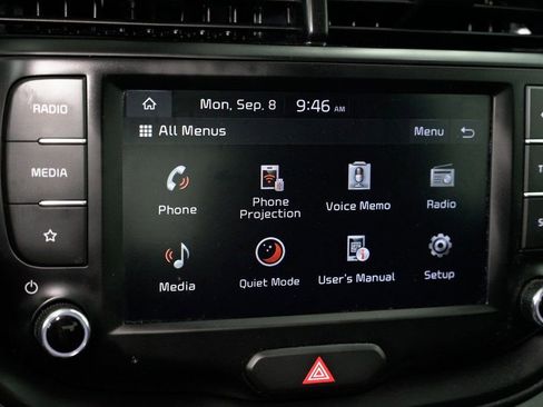 Used 2023 Kia Soul LX image 16