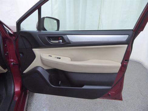 Used 2017 Subaru Legacy 2.5i Premium image 25