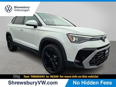 New 2026 Volkswagen Taos SEL image 1