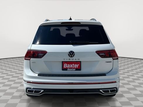 Certified 2023 Volkswagen Tiguan SEL R-Line AWD/4WD image 9