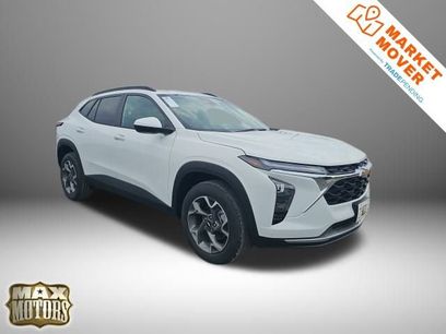 New 2025 Chevrolet Trax LT w/ Driver Confidence Package