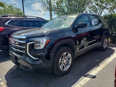 Used 2025 GMC Terrain Elevation