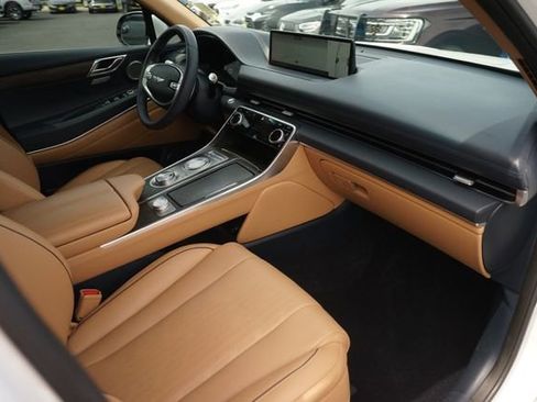 Used 2022 Genesis GV80 2.5T w/ Prestige Package 05 RWD image 18