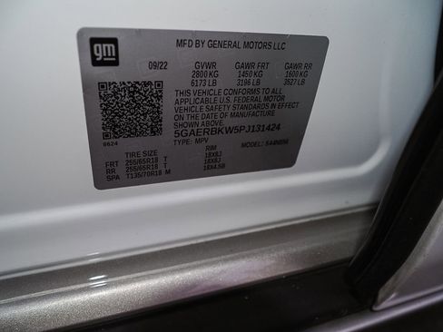 Certified 2023 Buick Enclave Essence image 45