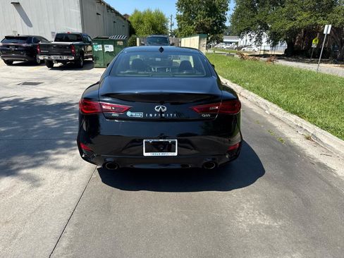 Used 2017 INFINITI Q60 3.0t w/ Premium Plus Package 3.0T AWD/4WD image 10