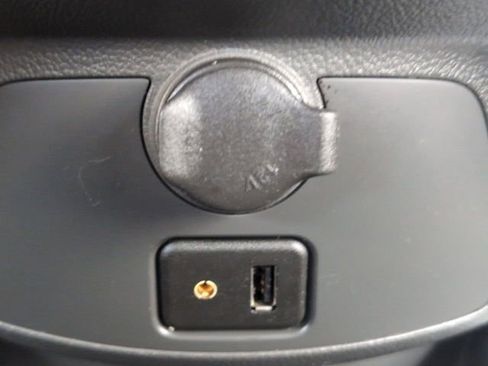 Certified 2014 Chevrolet Spark LT FWD image 30