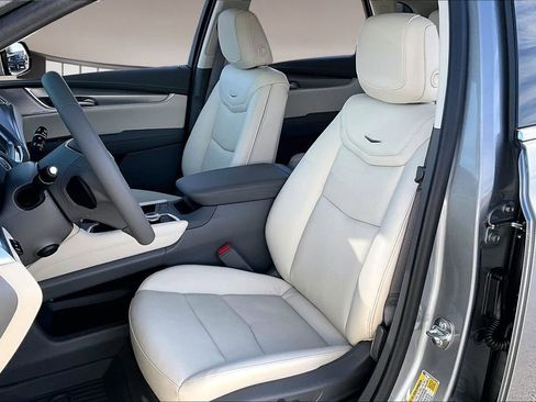 New 2026 Cadillac XT5 Premium Luxury w/ Driver Assist Package image 9