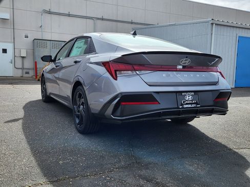 New 2026 Hyundai Elantra SEL Sport Premium FWD image 3