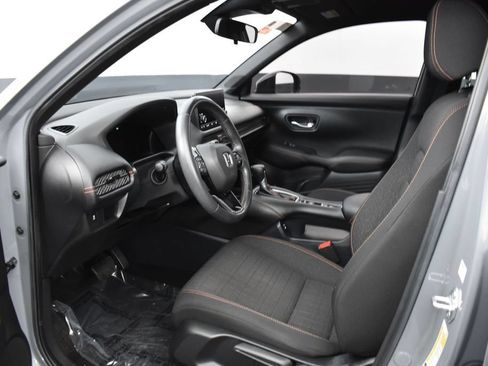 Used 2024 Honda HR-V Sport image 11