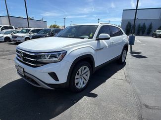 Used 2020 Volkswagen Atlas Cross Sport SE w/ Panoramic Sunroof Package FWD video 1