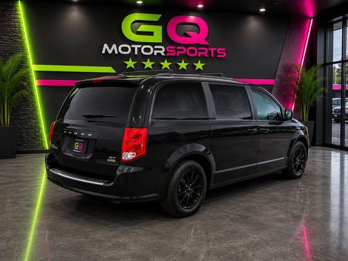 Used 2019 Dodge Grand Caravan GT FWD image 7