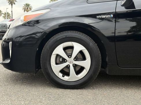 Used 2015 Toyota Prius Two FWD image 27