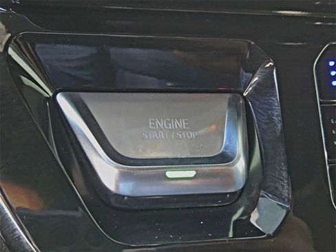 Used 2022 GMC Sierra 1500 AT4 w/ AT4 Premium Package image 23