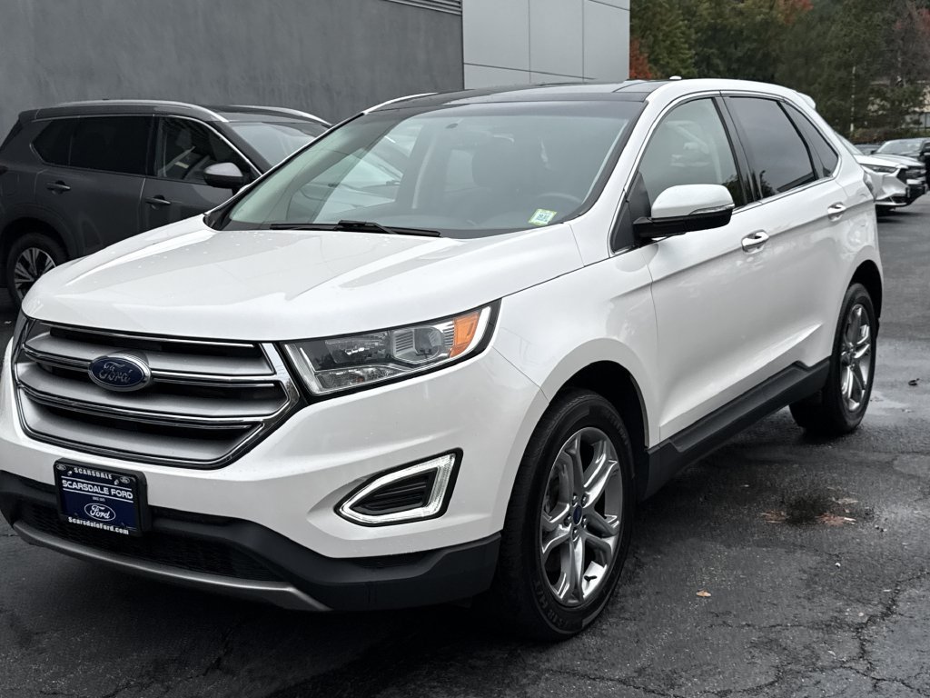 Used 2017 Ford Edge Titanium w/ Equipment Group 301A AWD/4WD image 15
