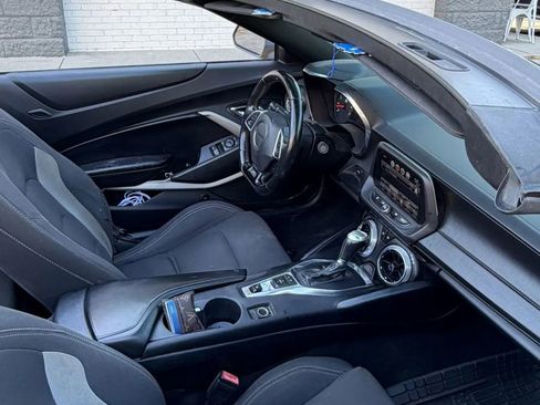 Used 2017 Chevrolet Camaro SS RWD image 17