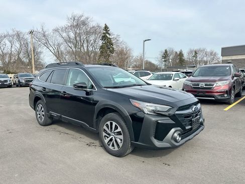 Certified 2024 Subaru Outback Premium image 15