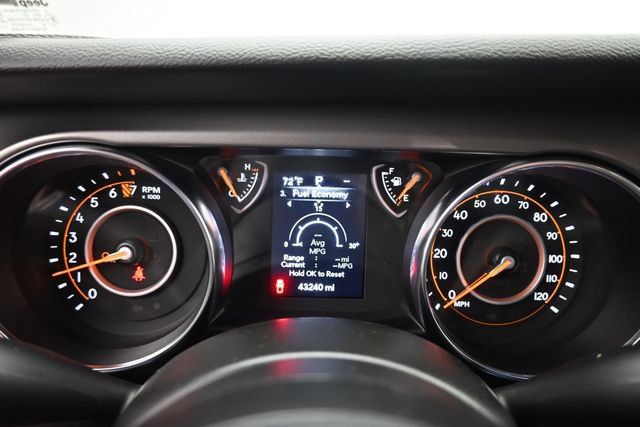 Used 2022 Jeep Gladiator Sport AWD/4WD image 14
