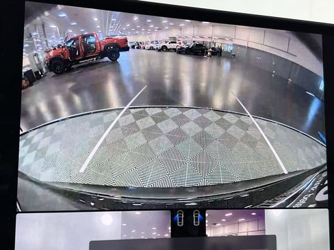 Used 2021 Tesla Model S Plaid image 33