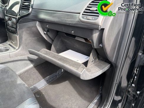 Used 2019 Jeep Grand Cherokee Altitude RWD image 35