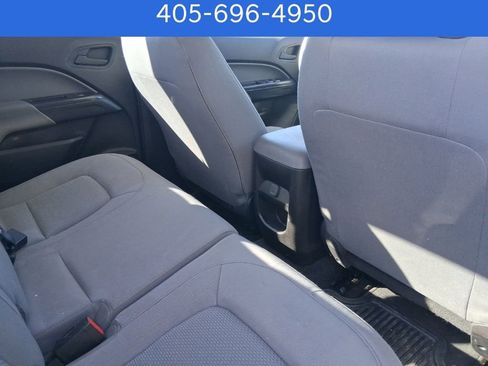 Used 2018 Chevrolet Colorado W/T image 10