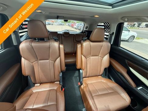 Used 2019 Subaru Ascent Touring AWD/4WD image 28
