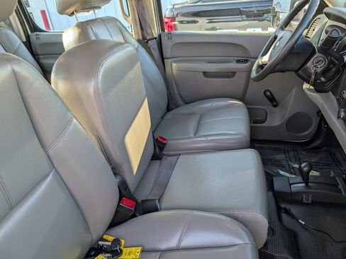 Used 2014 Chevrolet Silverado 2500 W/T AWD/4WD image 29