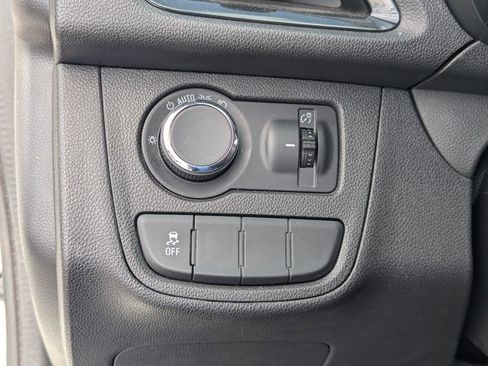 Used 2017 Chevrolet Spark LS FWD image 20