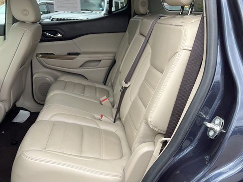 Used 2018 GMC Acadia Denali image 14