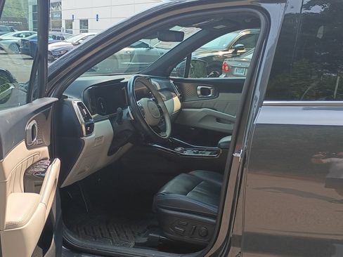 Used 2023 Kia Sorento SX Prestige AWD/4WD image 15