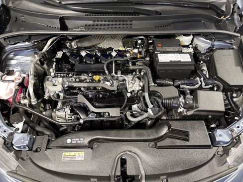Used 2024 Toyota Corolla LE FWD image 9