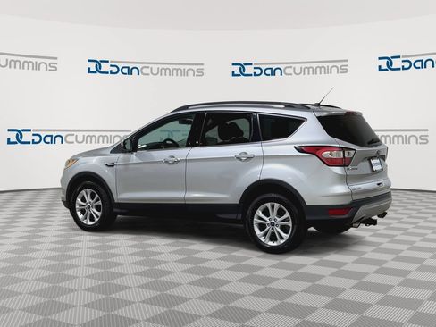 Used 2018 Ford Escape SE AWD/4WD image 7