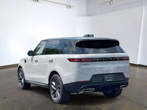 New 2026 Land Rover Range Rover Sport SE AWD/4WD image 6
