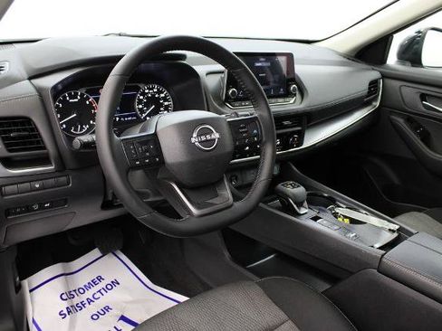 Certified 2026 Nissan Rogue SV FWD image 15