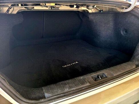 Used 2021 Nissan Sentra SV image 7