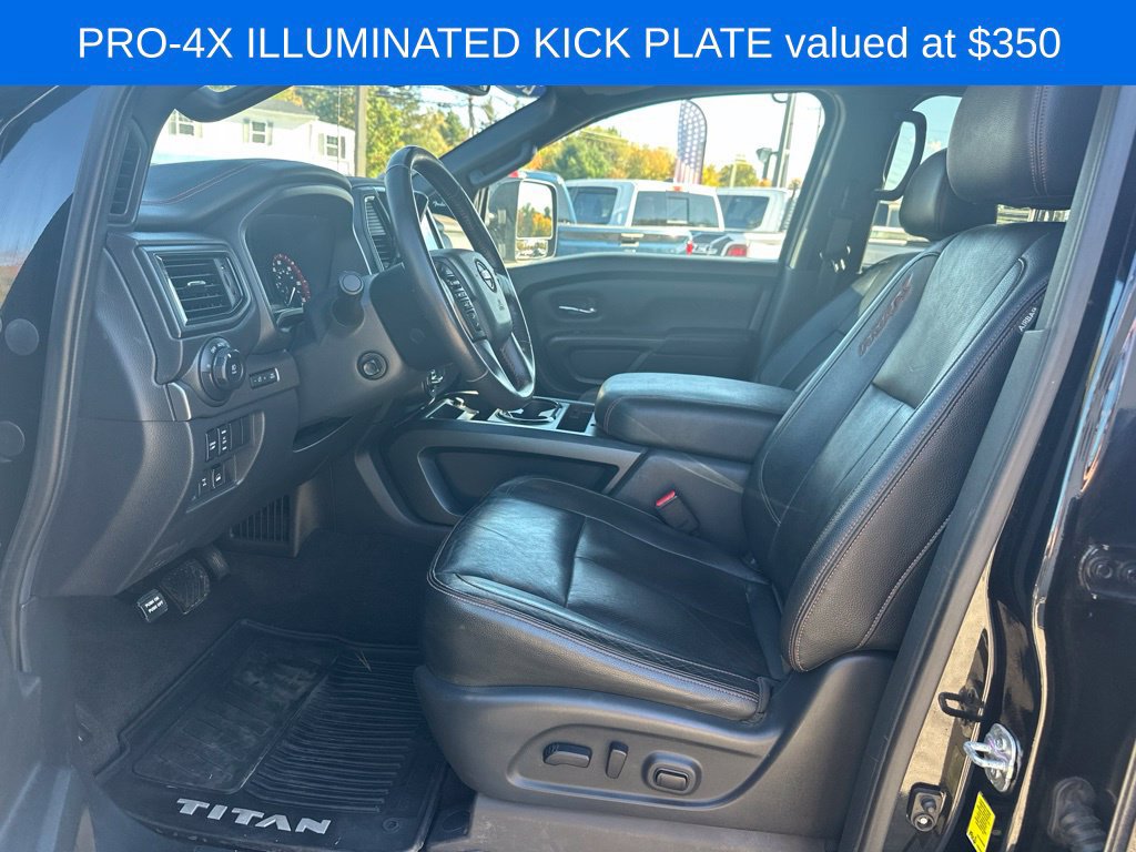 Used 2021 Nissan Titan PRO-4X w/ Pro-4x Convenience Package AWD/4WD image 13