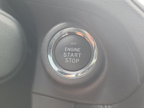 Used 2020 Subaru Forester Premium AWD/4WD image 31
