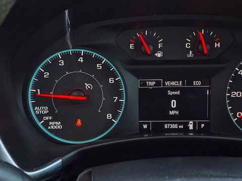 Used 2019 Chevrolet Equinox LS image 13