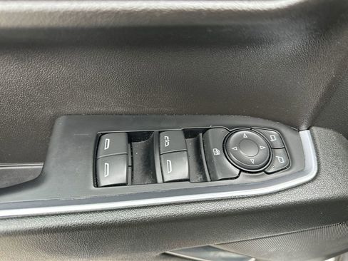 Used 2023 GMC Sierra 1500 Elevation image 23