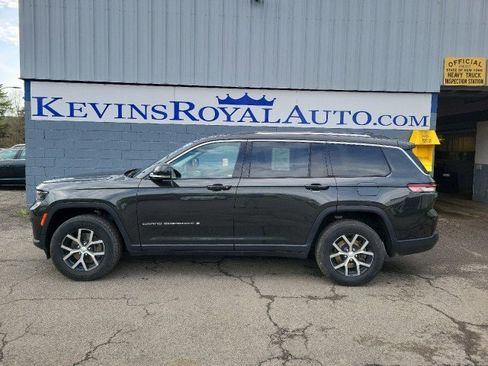 Used 2023 Jeep Grand Cherokee L Limited AWD/4WD image 1