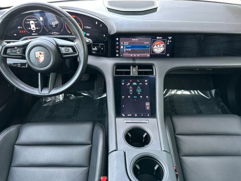 Used 2024 Porsche Taycan image 6