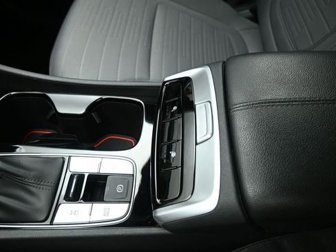 Used 2023 Hyundai Santa Cruz SEL w/ Activity Package image 16