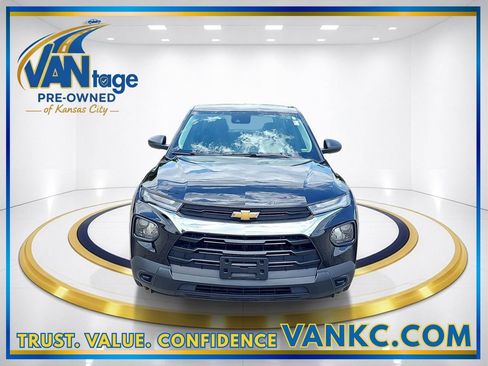 Certified 2023 Chevrolet TrailBlazer LS FWD image 2